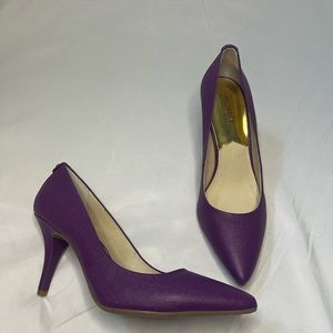 Michael Kors Violet Leather Pumps